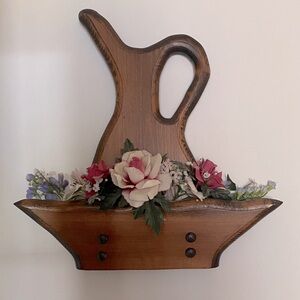 Rustic Brown Wall Decor with Floral Accents